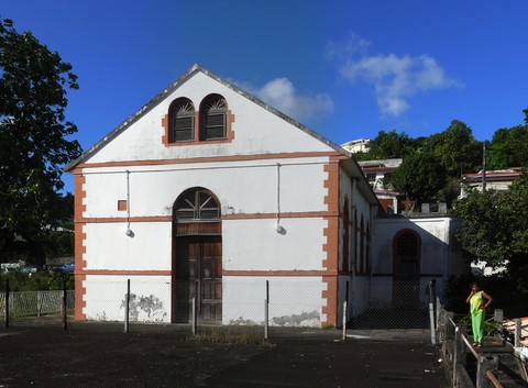 L'église de Petit Bourg de Rivière-Salée.